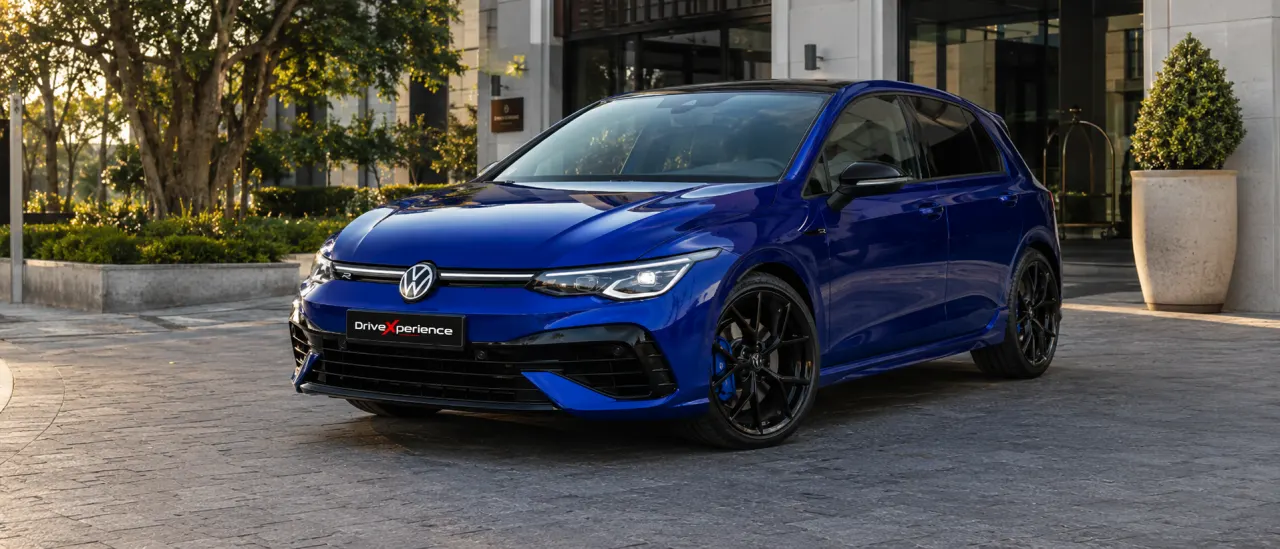 Volkswagen Golf R Performance mit 333 PS – Sportwagen mieten bei DriveXperience im Saarland